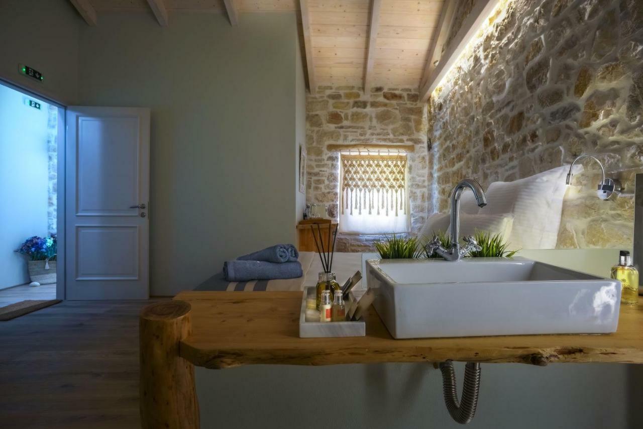 Paxos Fairytales Lovenest 1 Gaios Eksteriør billede